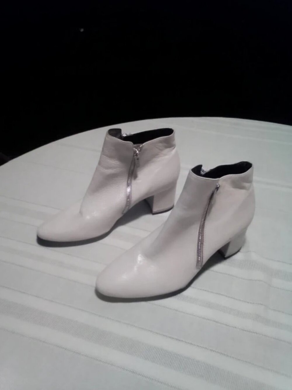 Women's dress boots